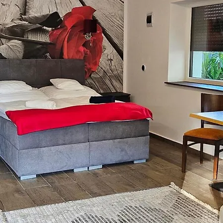 Viola Apartament Velence
